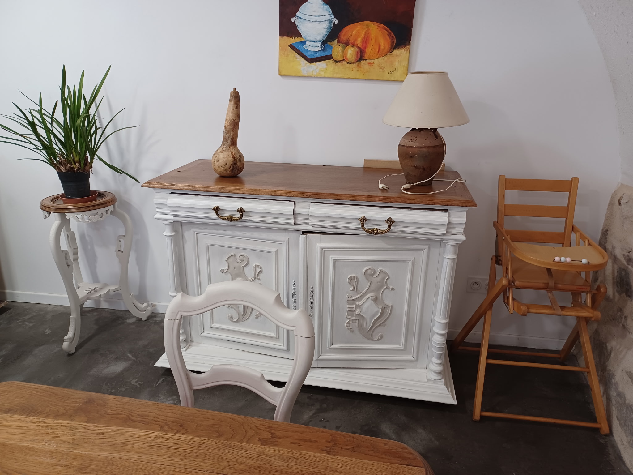 climatisation naturelle dans ce salon vouté en pierres naturelles